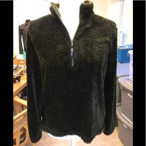Cozy Athleta super plush fleece 1/4 zip pullover!